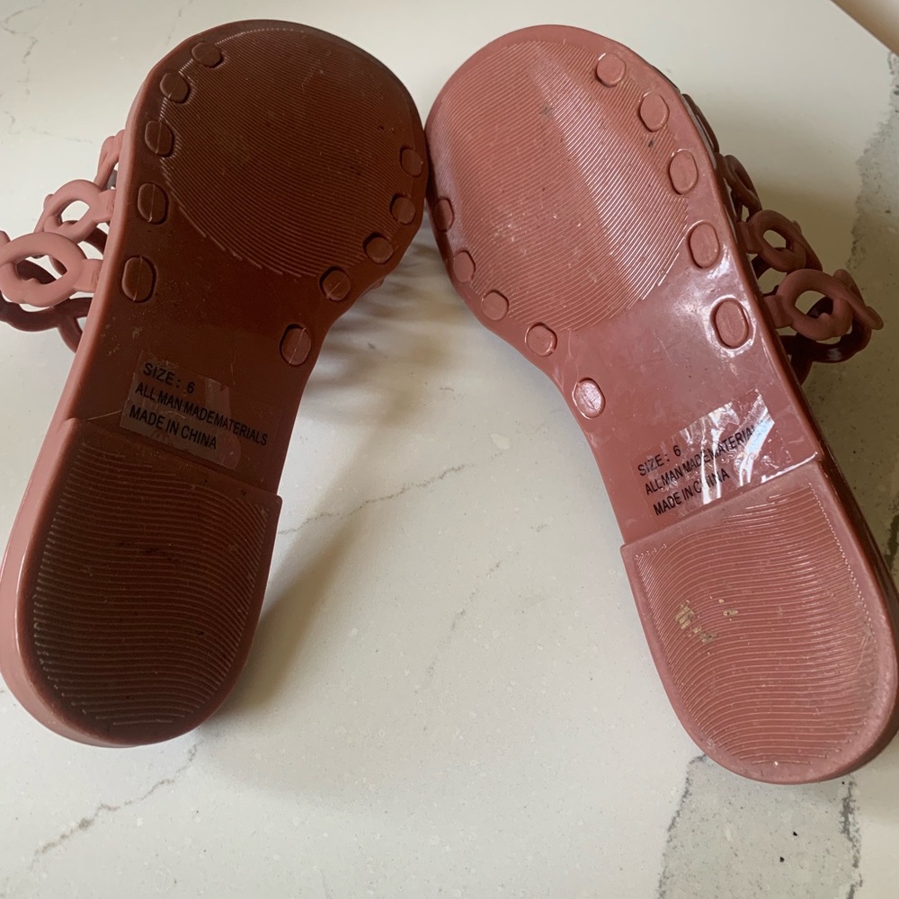 Sandals - Picture 3 of 5